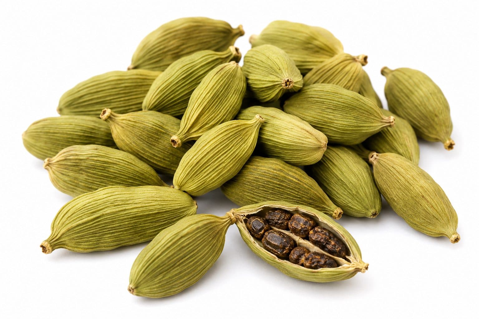 Green Cardamom — Vibrant & aromatic, 100% organic from Spicy Keralam, Alappuzha, Kerala